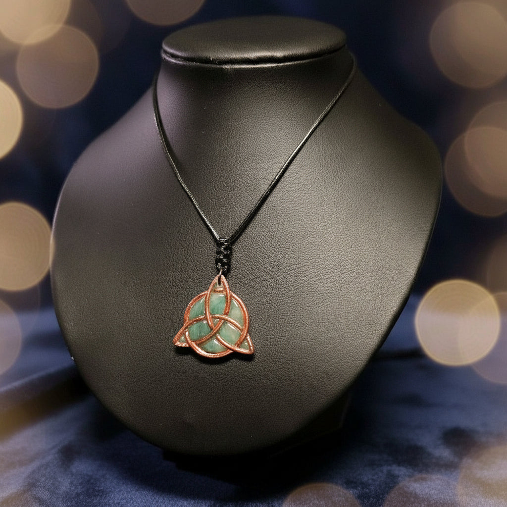 Collier le Triskel des ombres